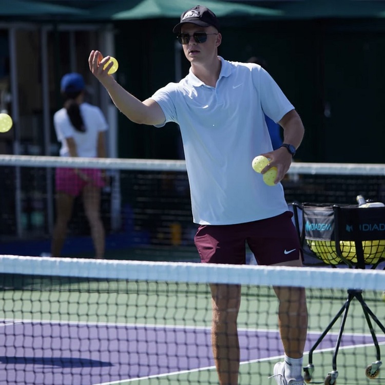 Los Angeles Pickleball Coach Alex